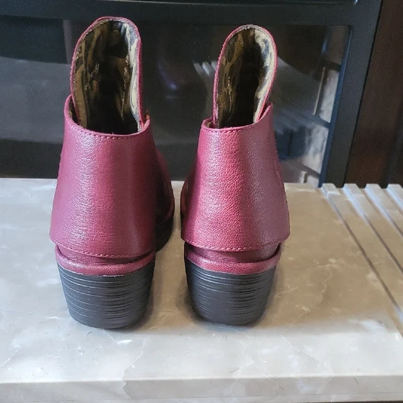 Fly London Red Ankle Booties with Rugged Sole - Picture 4 of 10